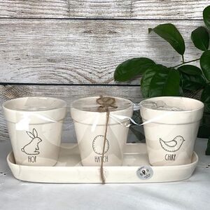 NWT Rae Dunn by Magenta Set of 3 Easter Flowers Pots